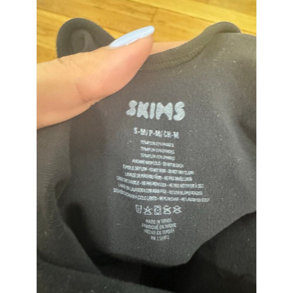 Skims size s/m Black Sculpt Shapewear Sculpting Bodysuit small/ medium NWOT - Picture 2 of 12